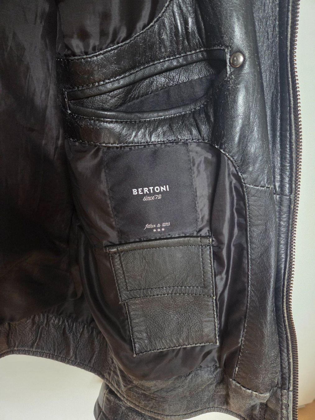 Giacche: Bertoni Lederjacke – Usato da Ballwil venduto da Mygind 1