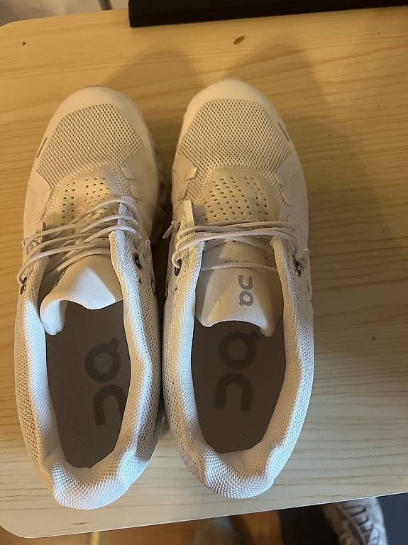 Scarpe da donna: On Schuhe  – Nuovo e nell'imballaggio originale da Möhlin venduto da sar_xn6j 3