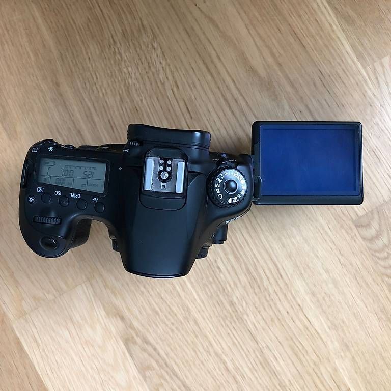 Fotocamera: Canon 60D Kit + EF-S 18-200mm – Usato da Luzern venduto da _Luccer 2