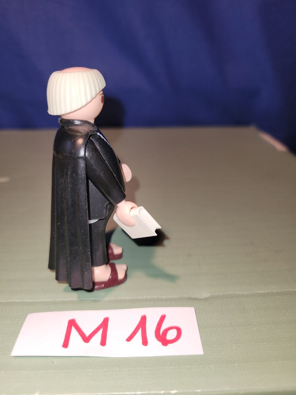 Playmobil Spielzeuge: Playmobil Mönch,Burg,Mittelalter M16 – Gebraucht aus Aarberg von Fink010 1