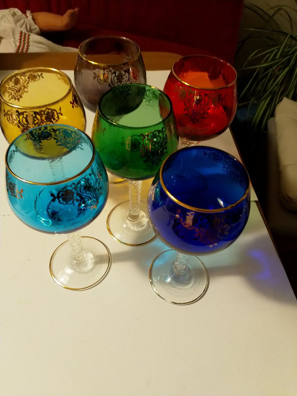 Bicchieri: 6 verres coloré avec dorure. – Usato da Grand Lancy venduto da ampoule 2