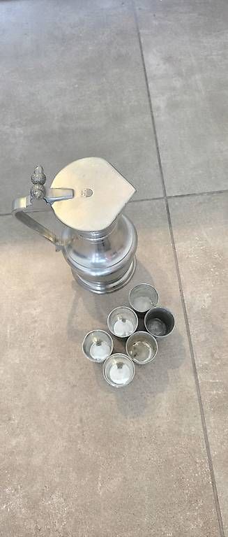 Carafes: Pichet et gobelets SIGG – D'occasion à Monteggio par jea_6xcn 1