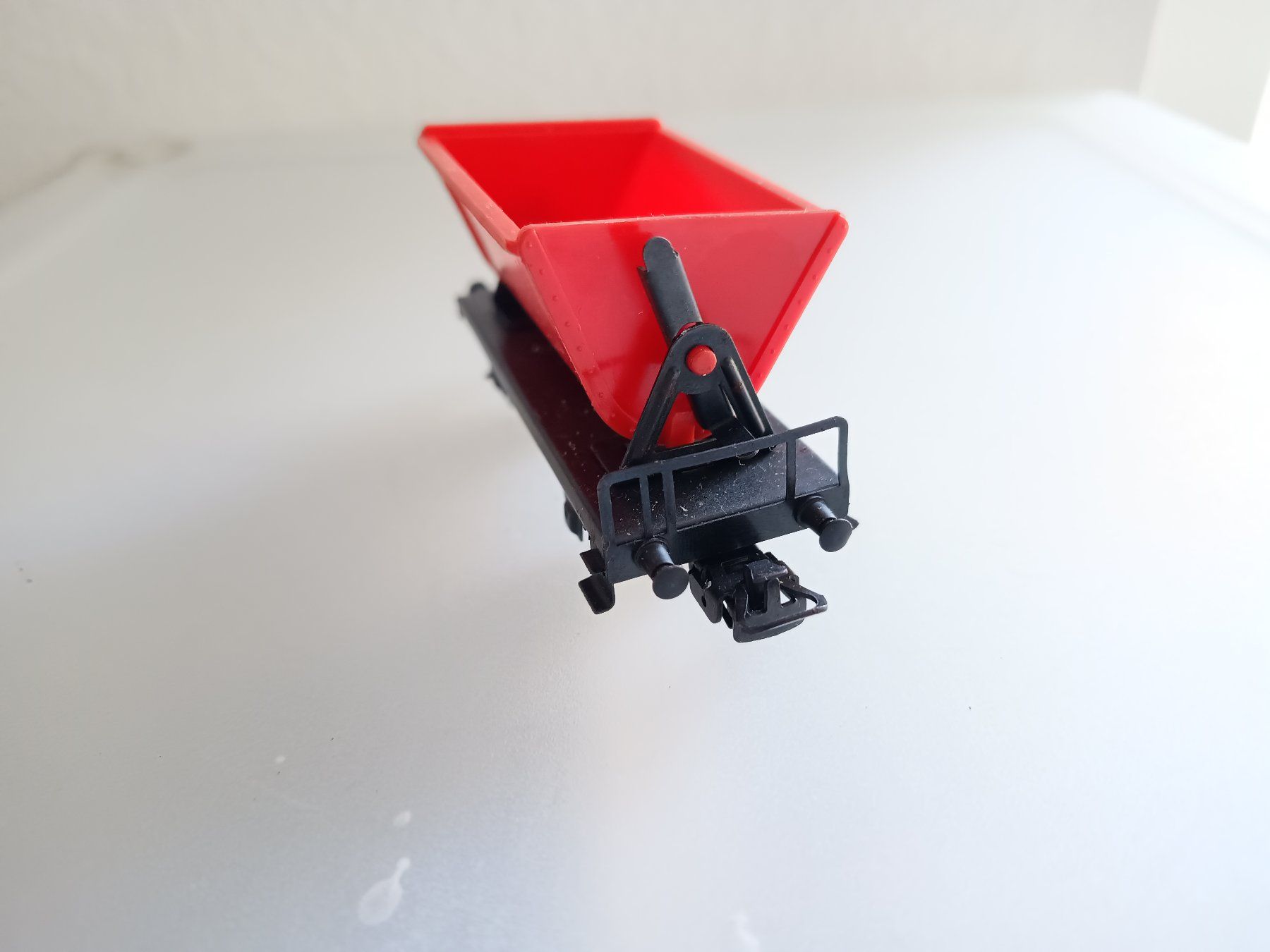 Märklin Modelleisenbahnen: Märklin H0 Kippwagen, klein, gebraucht – Gebraucht aus Döttingen von Schlei 2