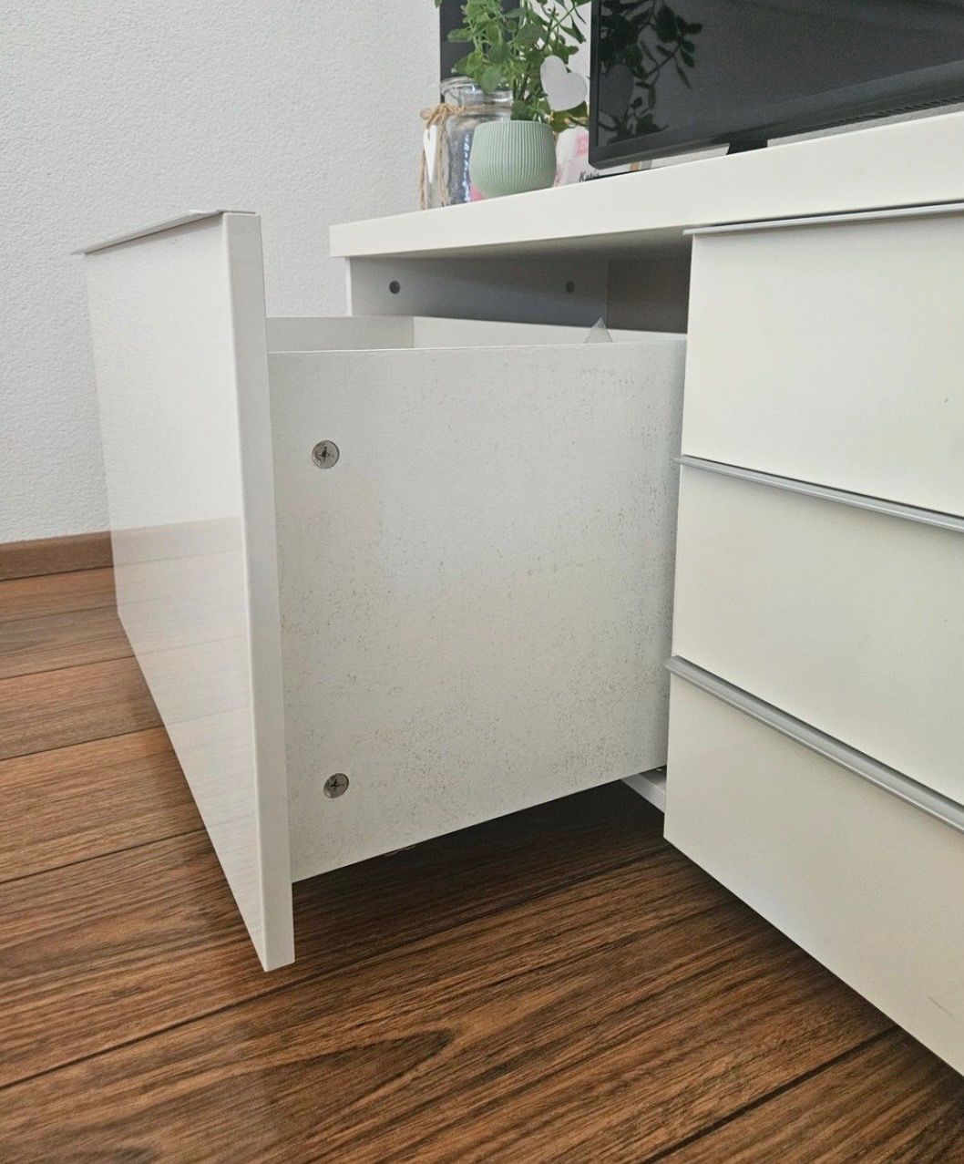 Ikea Mobili TV: Sideboard / Lowboard – Usato da Kriens venduto da Kisa17 1