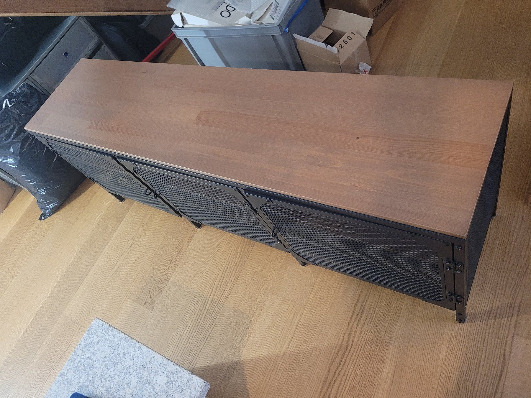 Ikea TV Möbel: FJÄLLBO TV-Bank, schwarz – Gebraucht aus Lausen von Eagledriver 1