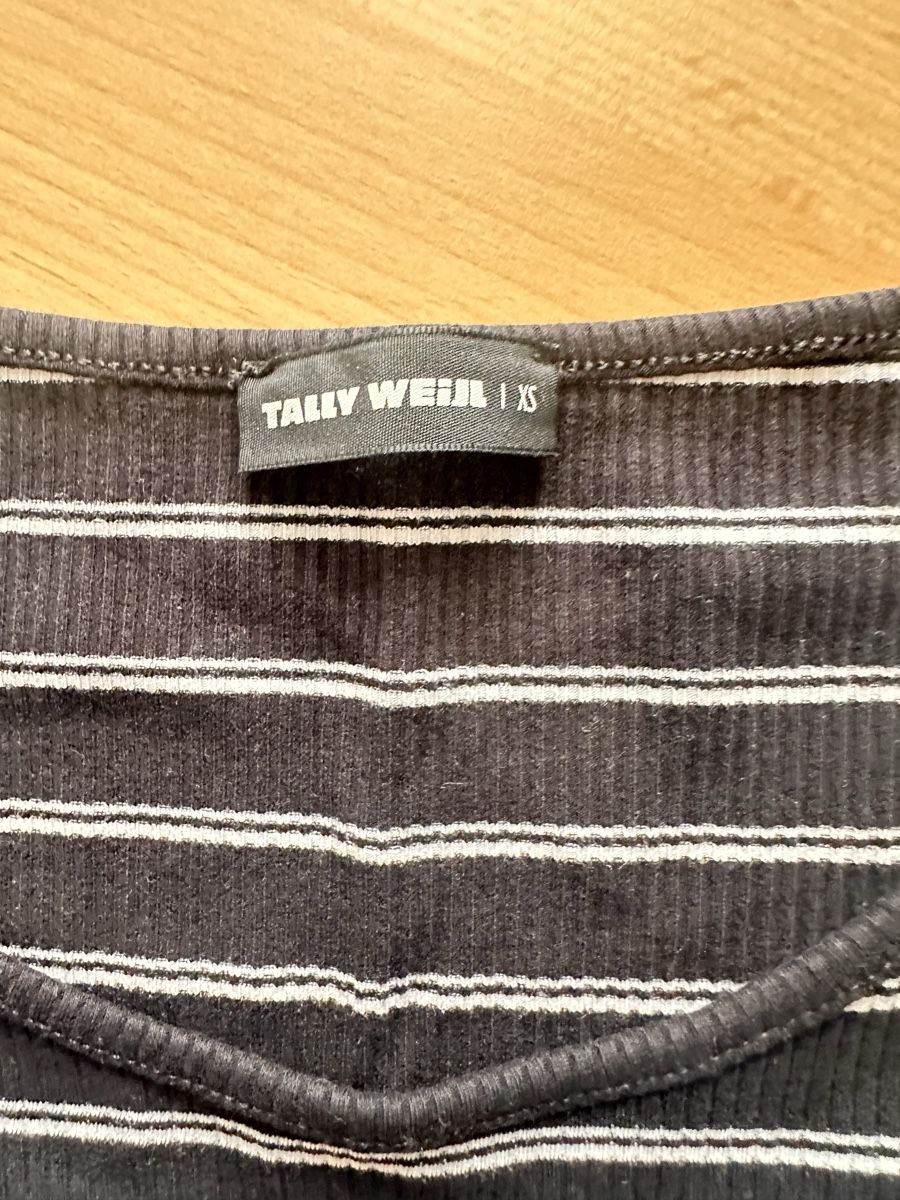 Maglioni & Felpe: Langarmshirt mit Streifenmuster, Grösse XS – Usato da Lampenberg venduto da Graziella_ 1