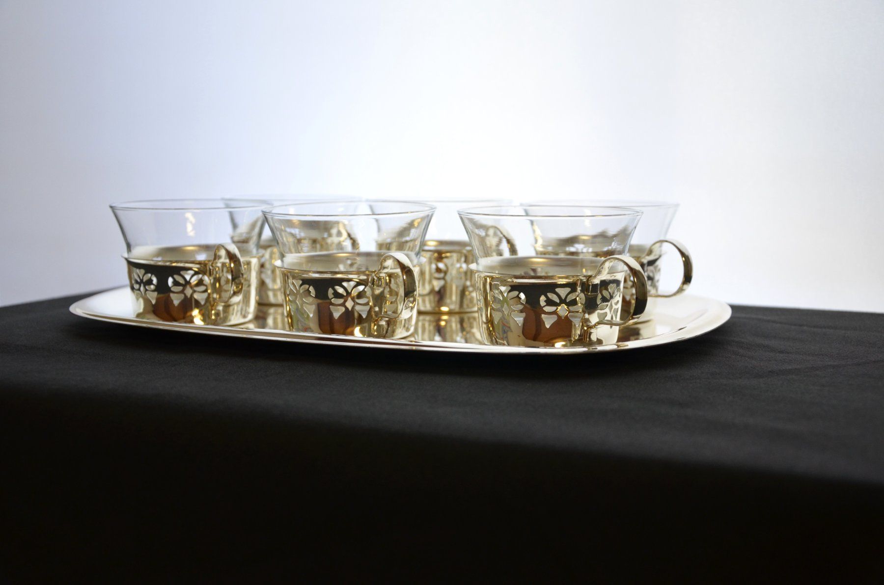 Set di piatti: Vintage Teeset versilbert ca. 50 jährig – Usato da Dotzigen venduto da H-1994 1