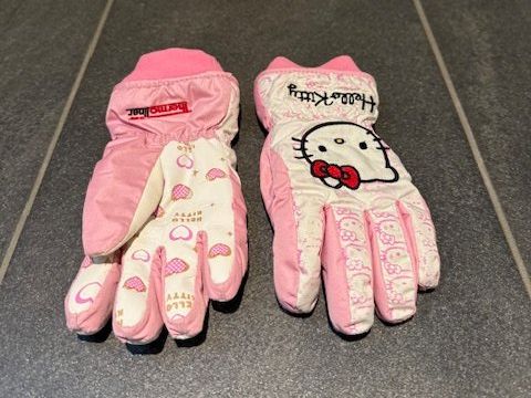 Gants: Hello Kitty Kinderhandschuhe – D'occasion à Hägendorf par oezi74