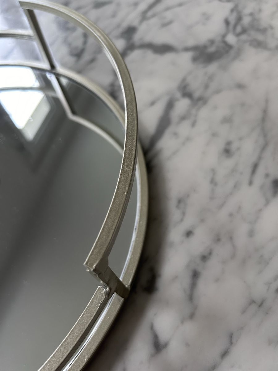 Piatti di portata: Tray in gold colour and mirror base – Nuovo (secondo la descrizione) da Biel/Bienne venduto da zit_v5yc 1