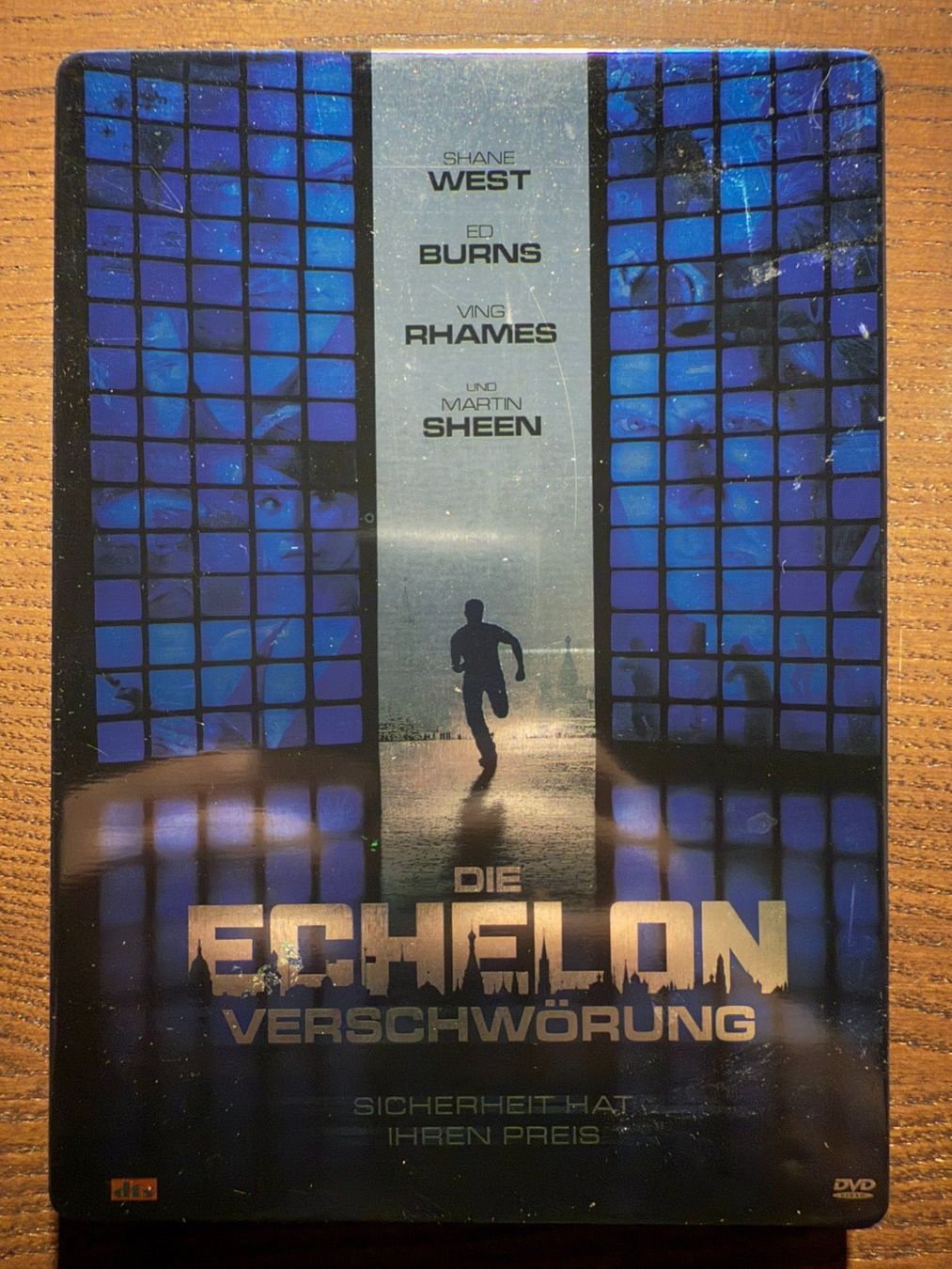 Tutti i DVDs: Die Echelon-Verschwörung - Steelbook – Usato da Zürich venduto da FilmFreunde