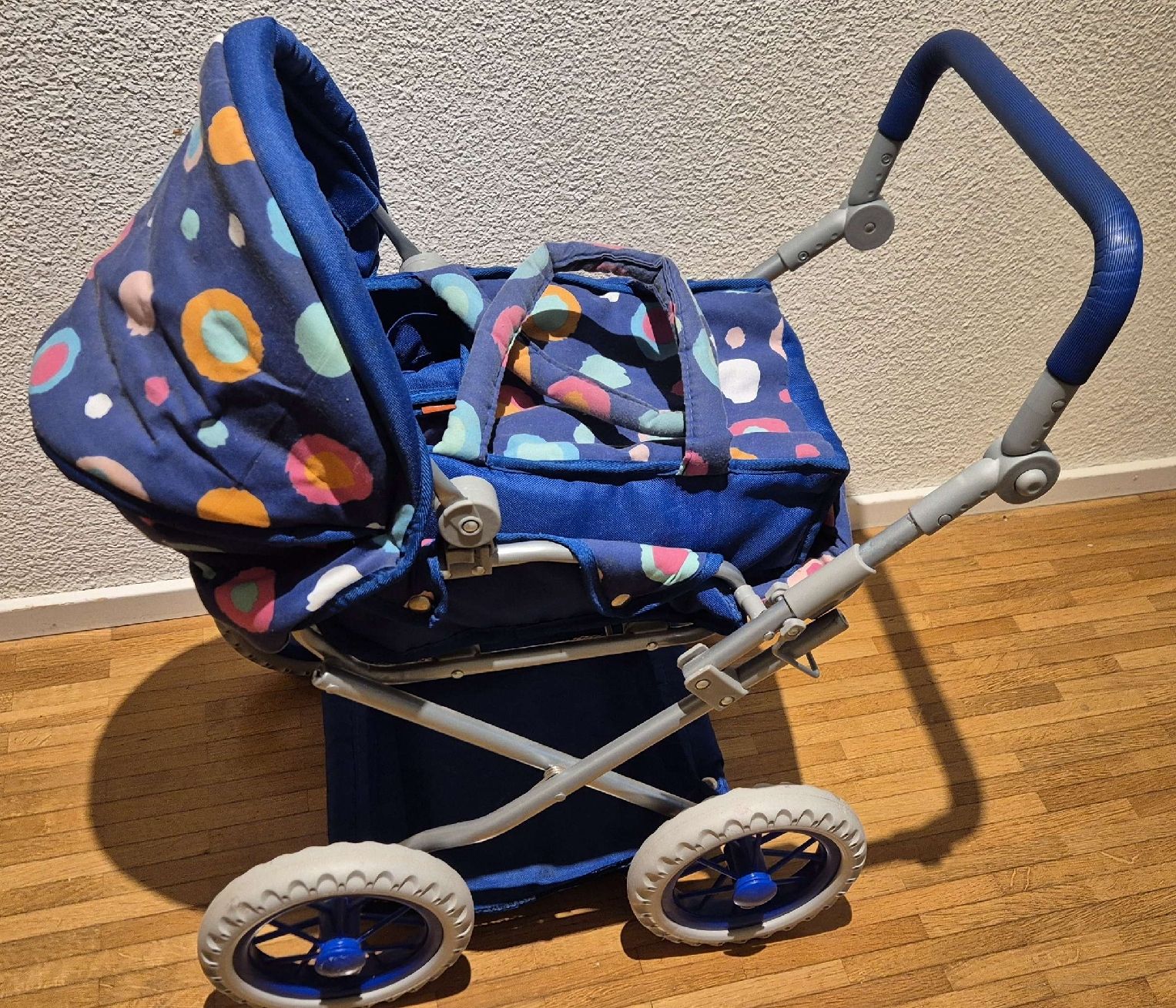 Carrozzine per bambole: Bäbiwagen gebraucht – Usato da Rothenburg venduto da Sevi-87