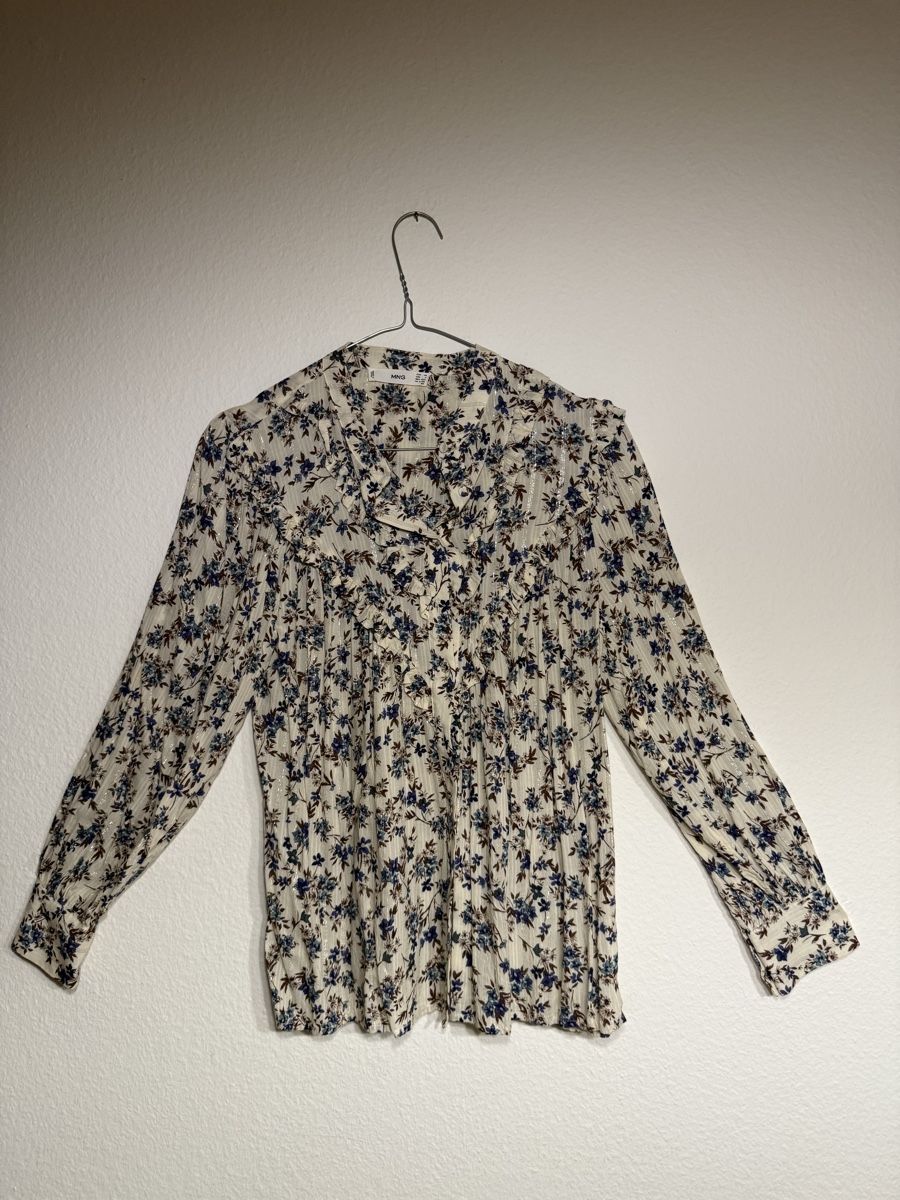 Mango Camicette: Mango Bluse mit Blumenmuster, Grösse XS - Herbst Look! – Usato da Stäfa venduto da buecher10 1