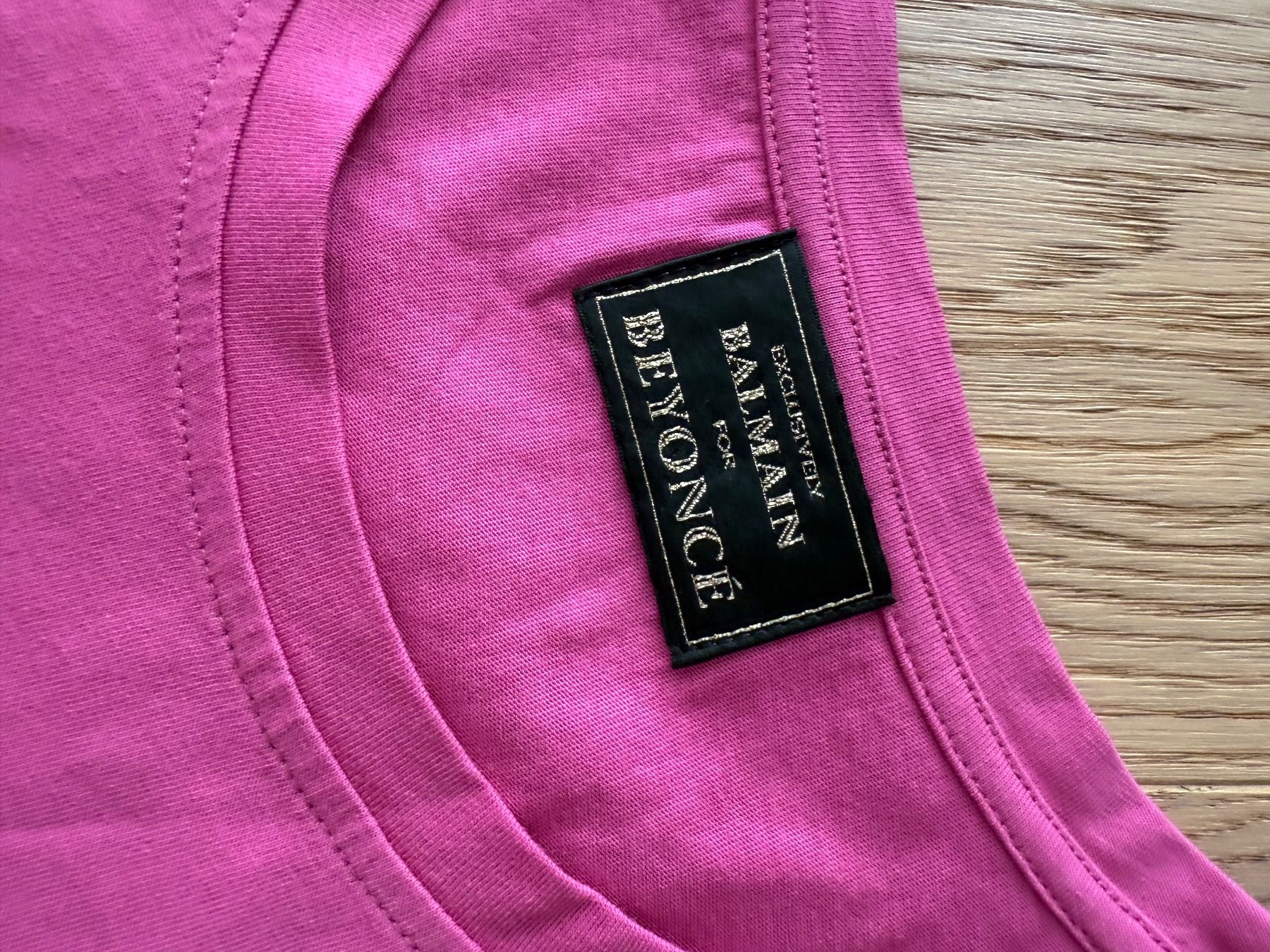 Balmain T-shirt: Balmain T-Shirt (Orginal) – Usato da Richterswil venduto da KAYLEIGH_77 1