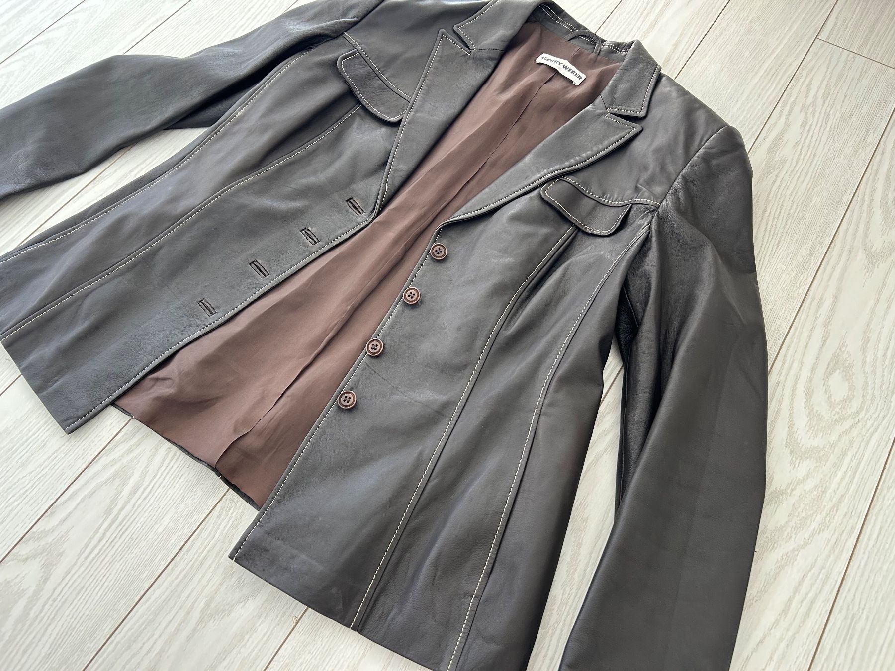 Gerry Weber Giacche: Gerry Weber brown leather jacket (D40/L) – Usato da Rüschlikon venduto da Tey_sl 4
