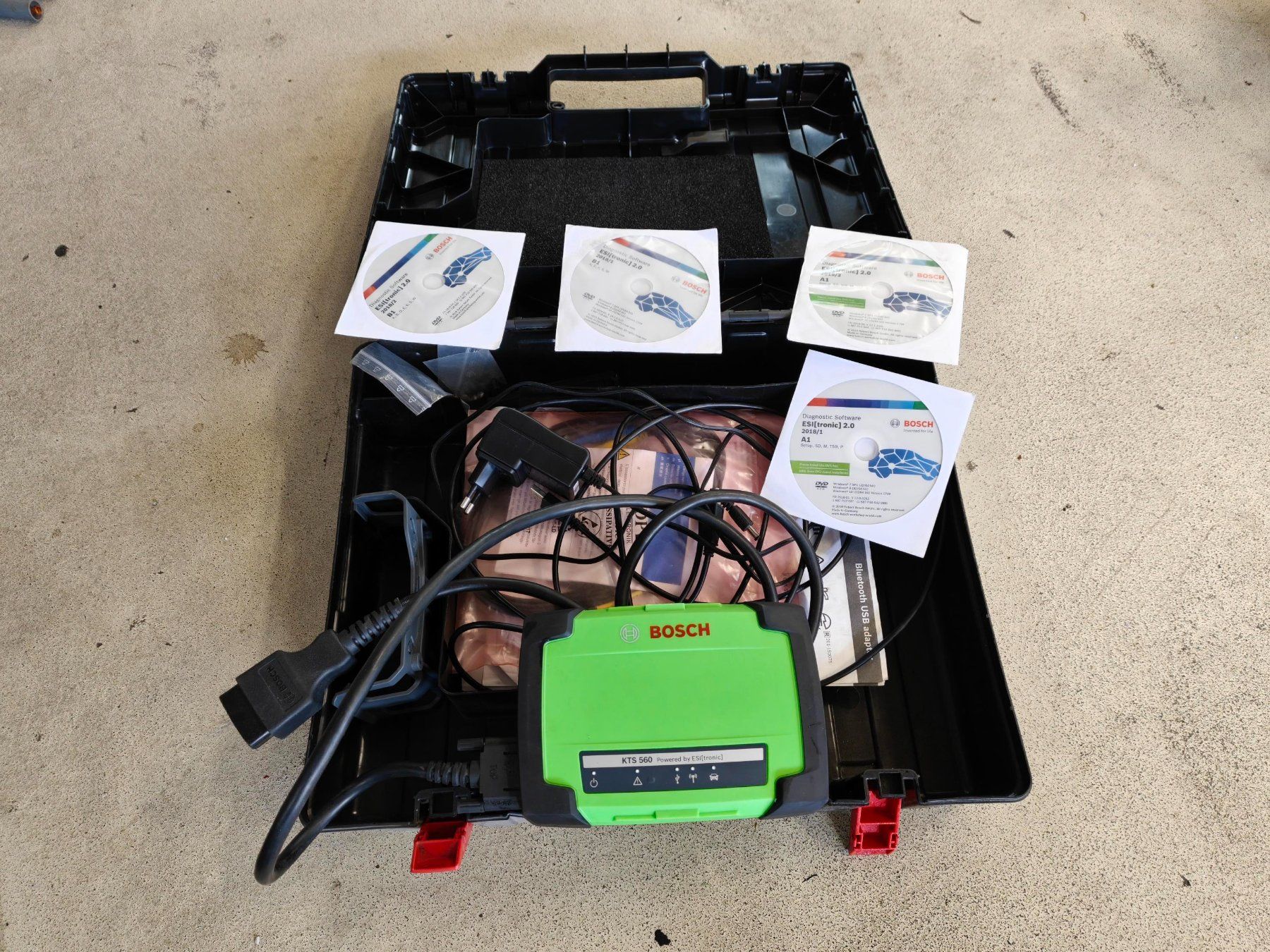 Bosch Misurare: Bosch KTS 560 Diagnosegerät – Usato da Untervaz venduto da TheGarage