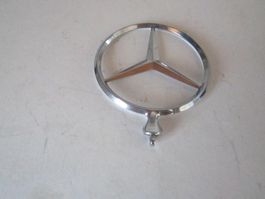 Mercedes-Stern-Emblem-Verchromt.