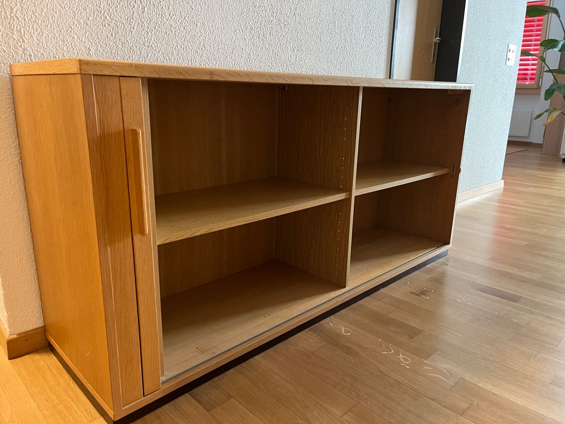 Armadi: Schiebetürschrank / Lateralschrank – Usato da Gebenstorf venduto da Expedition 3