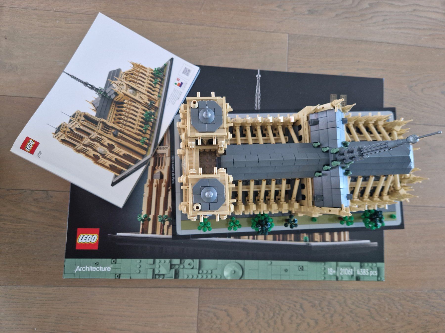 Lego Baukästen: Lego Notre-Dame de Paris – Neu (gemäss Beschreibung) aus Petit-Lancy von bibi1234 2