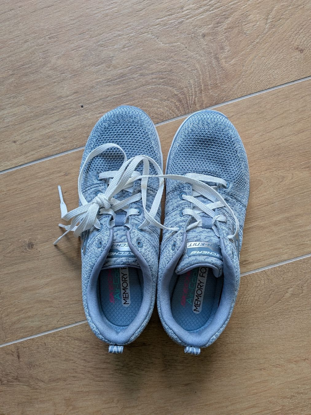 Skechers Damenschuhe: Sketchers Air-cooled memory foam Grösse 36 – Gebraucht aus Eschenbach SG von SanFranciscoCalifornia