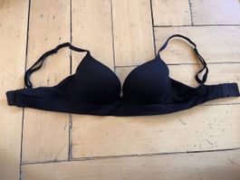 Push-up BH in Schwarz, Gr. 70B