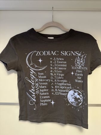 Bershka T-Shirt Astrologie Grau, Sommer-Hit, Gr. M