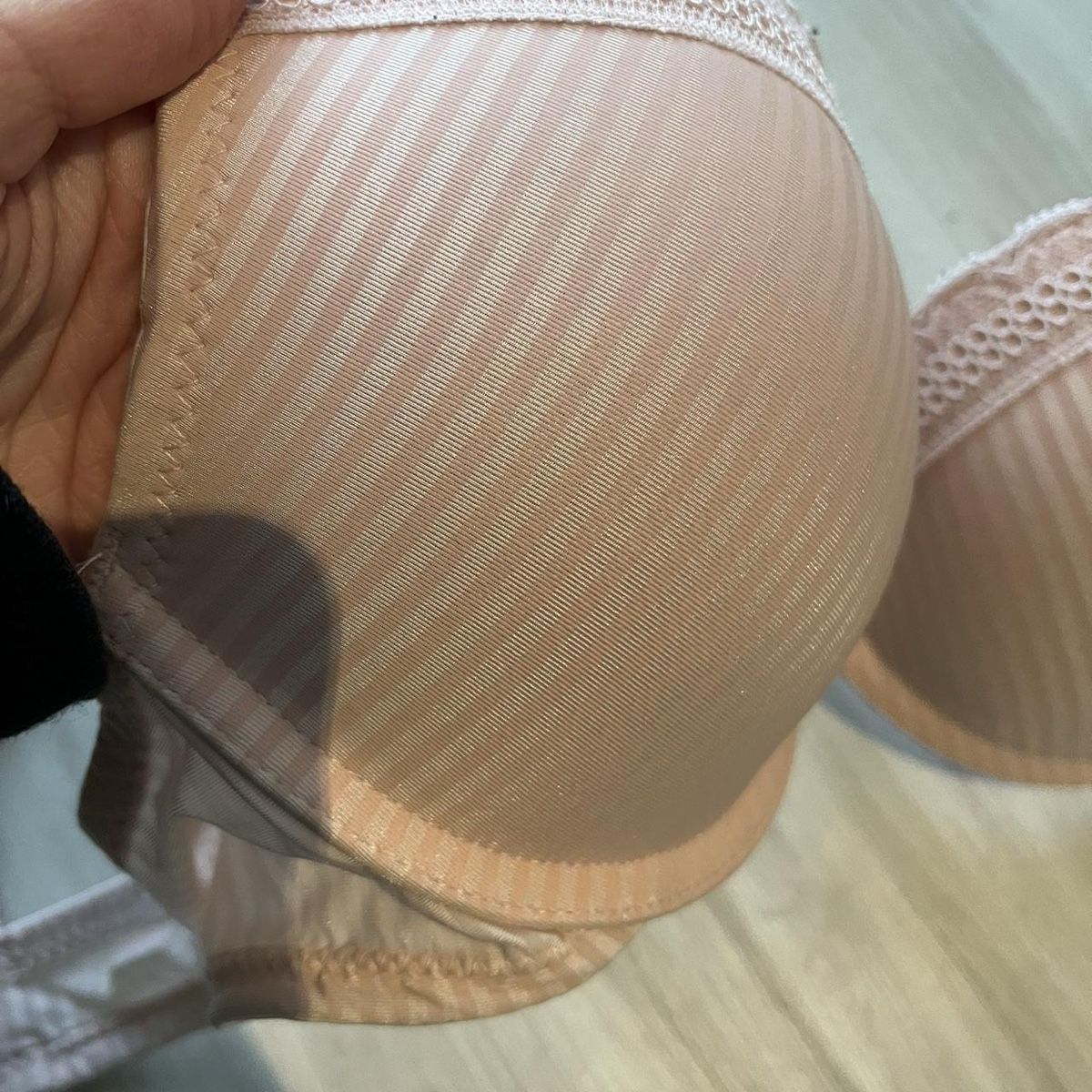 Autres dessous: Push Up BH rosa – D'occasion à Neftenbach par anisha_capone