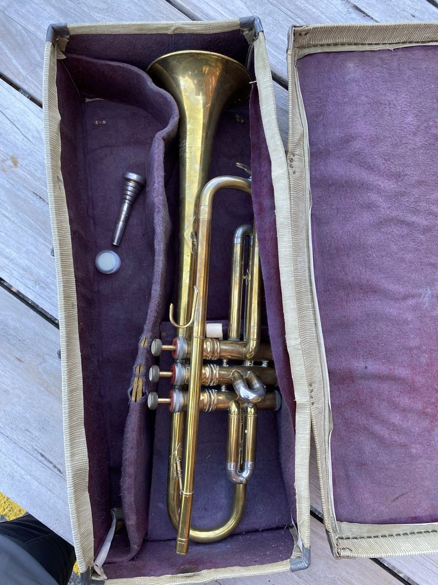 Selmer Musikinstrumente: Taschentrompete Selmer, mit Koffer – Gebraucht aus Glattbrugg von Pischte.Brockenhaus 7