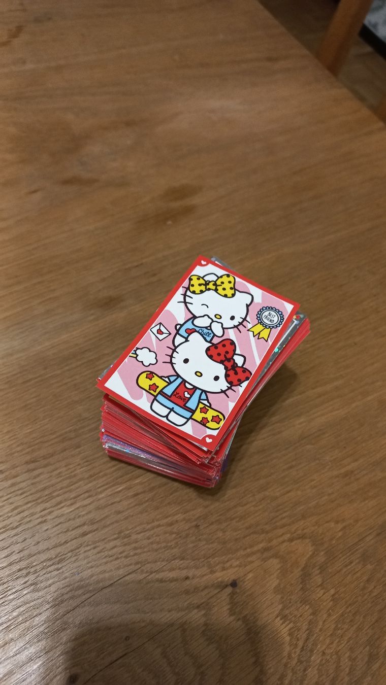 Panini Carte collezionabili: Hello Kitty Sammelkarten 50th Anniversary neu Panini – Nuovo (secondo la descrizione) da Horw venduto da OnkelBaldrian