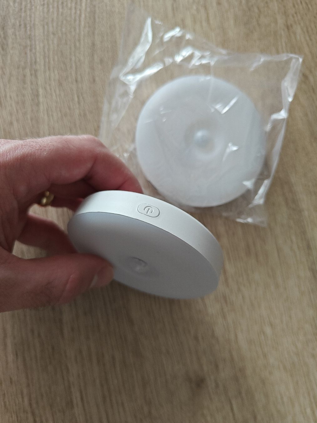 Lampade: 2x LED Nachtlicht mit Bewegungssensor / Motion Sensor USB C – Nuovo (secondo la descrizione) da Volketswil venduto da huzh 2
