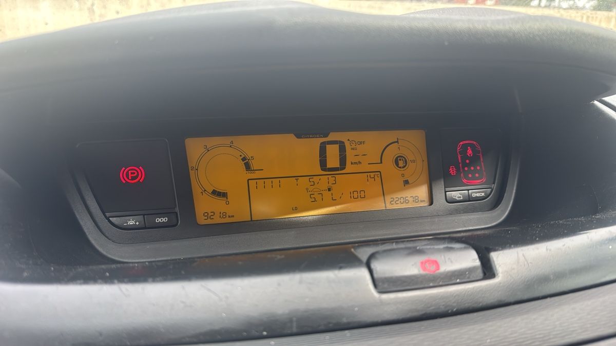 Citroën Automobili: Citroën C4 GranPicasso HDI  – Usato da Bulle venduto da Morbes 8