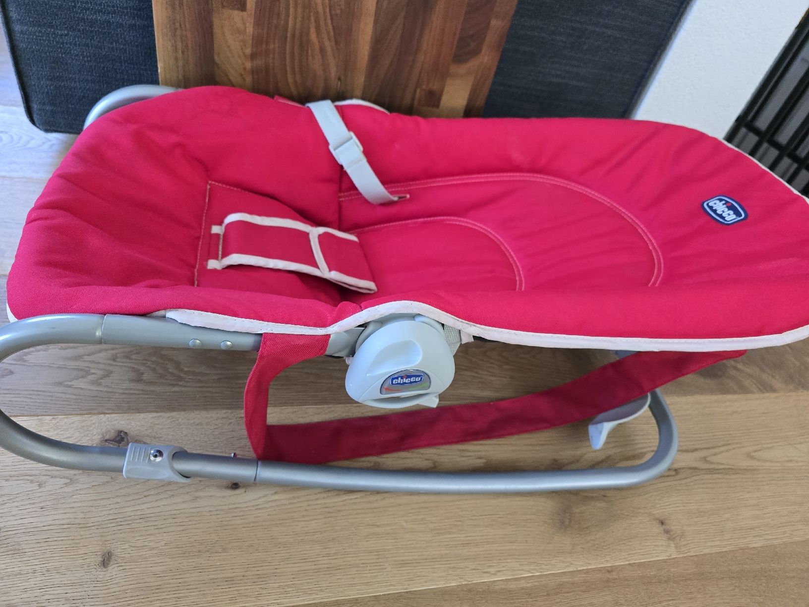 Chicco Sdraiette & Sdraiette a dondolo: Chicco Babywippe rot – Usato da Guschelmuth venduto da lperler 1