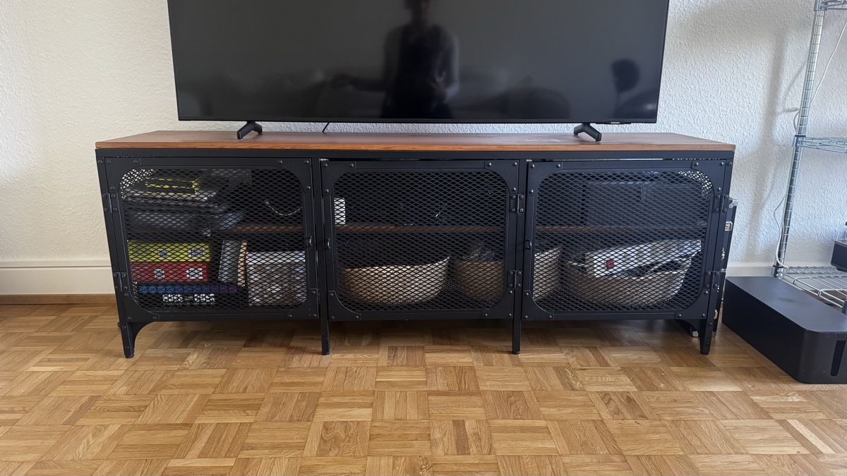 Ikea Meubles TV: Tv stand  – Neuf (Voir description) à Geneve par mak_hzx5 1