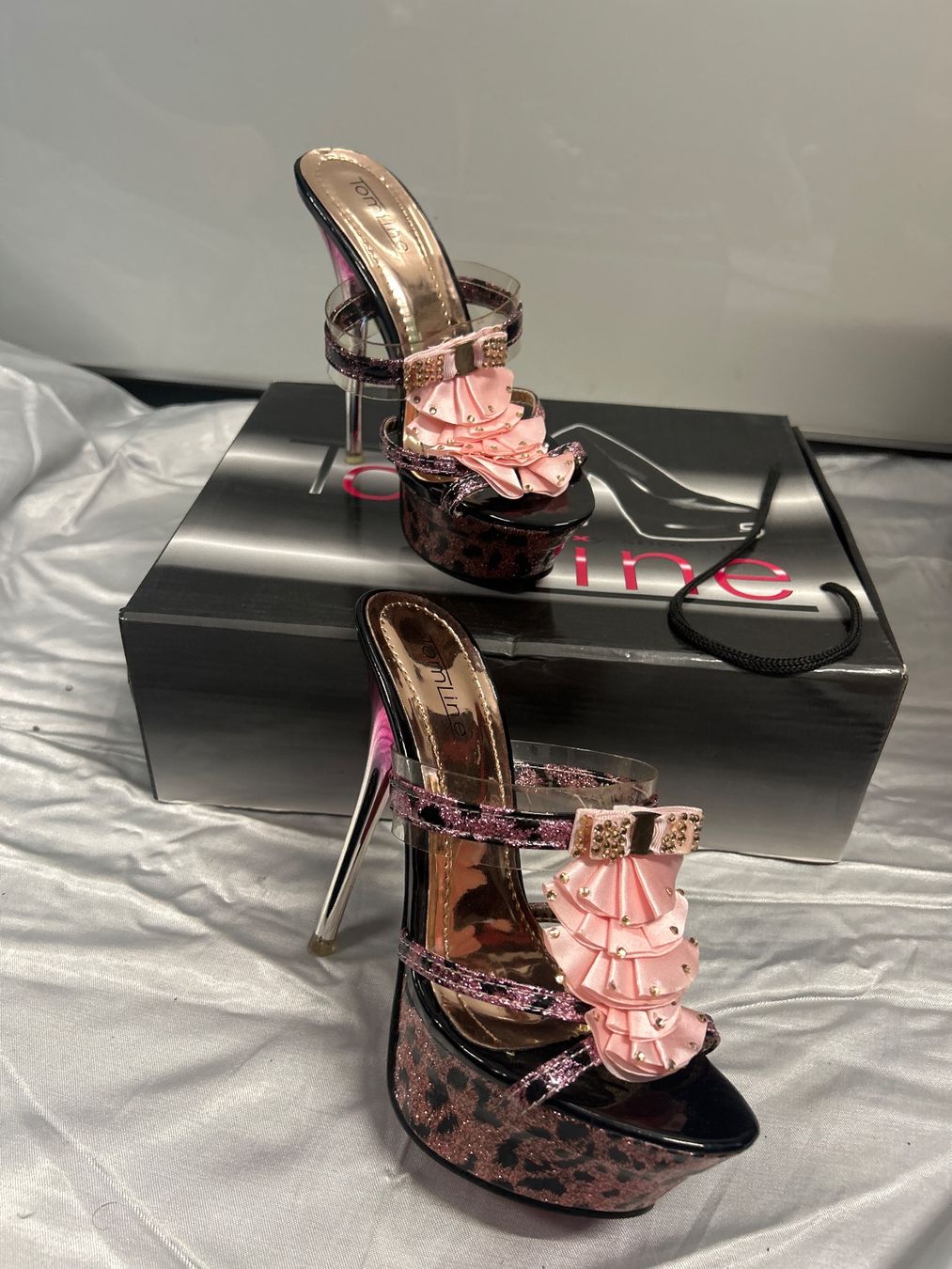 Scarpe da donna: Plateau High Heels Sandale Gr 36 – Nuovo e nell'imballaggio originale da Regensdorf venduto da Spyke55