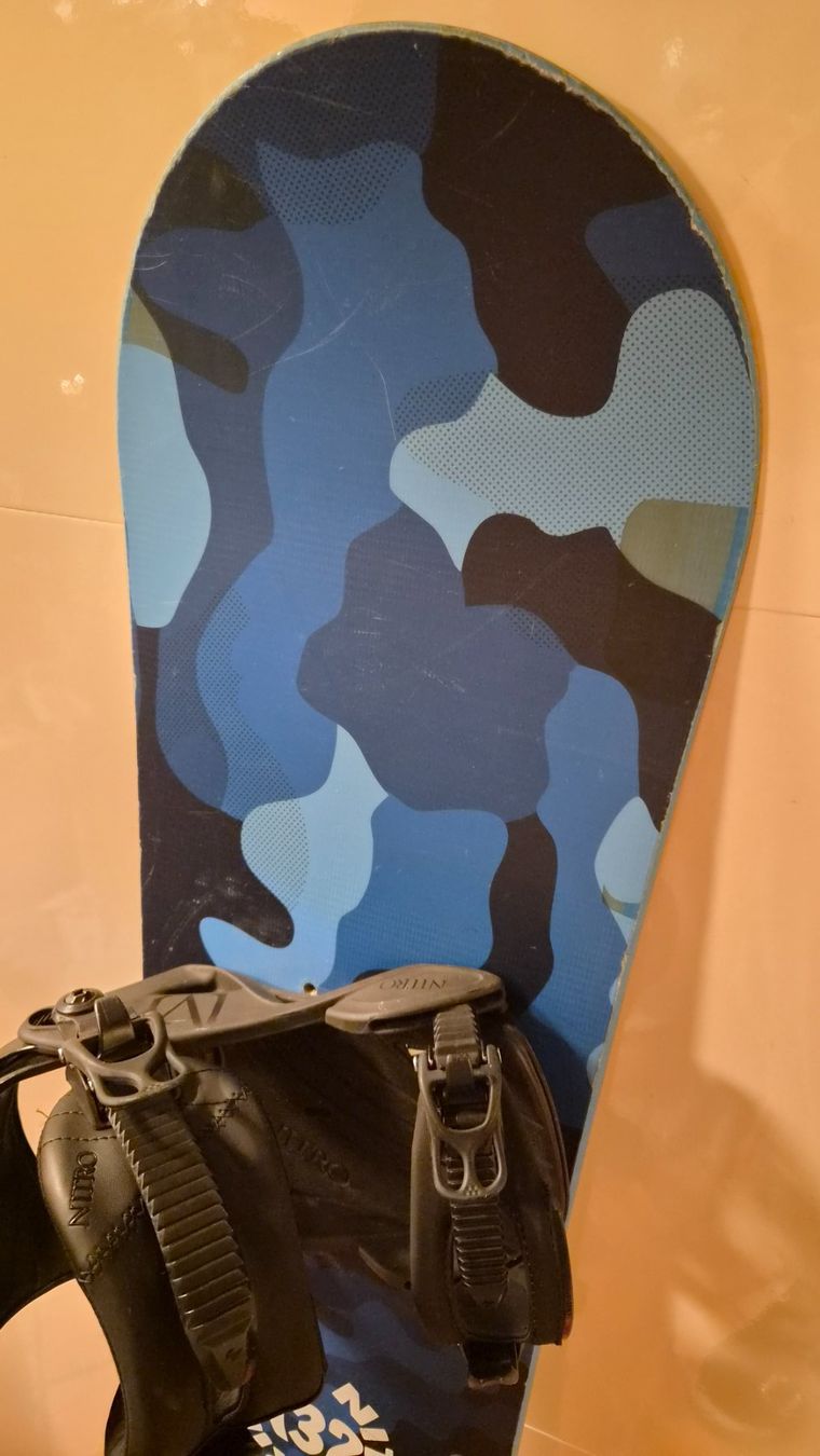 Snowboard Nitro Boards: Nitro Snowboard 132cm inkl. Bindung – D'occasion à Oberrieden par Raja011 2