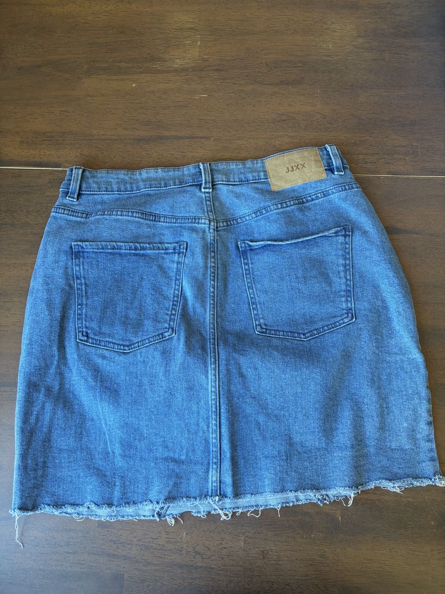 Gonne: Denim mini skirt Size L – Usato da Nyon venduto da Deb_D39 1