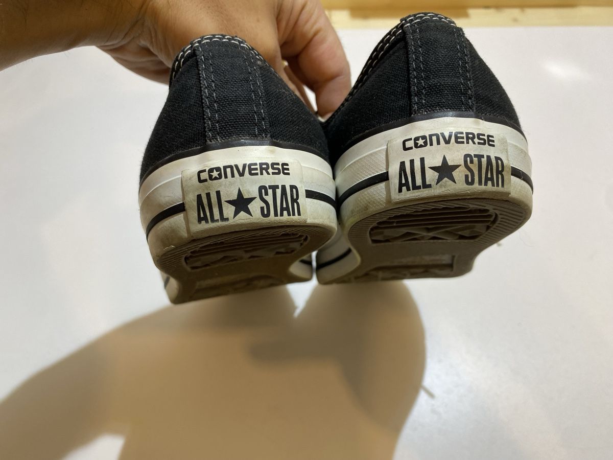Converse Scarpe da uomo: Converse Chuck Taylor All Star schwarz Grösse 42.5 – Usato da Oberbüren venduto da Citro 2