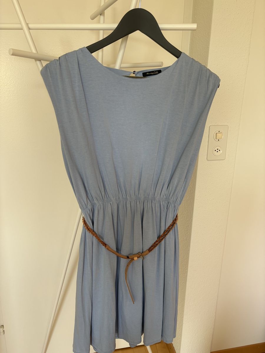 Massimo Dutti Kleider: Sommerkleid Massimo Dutti – Gebraucht aus Regensberg von imer