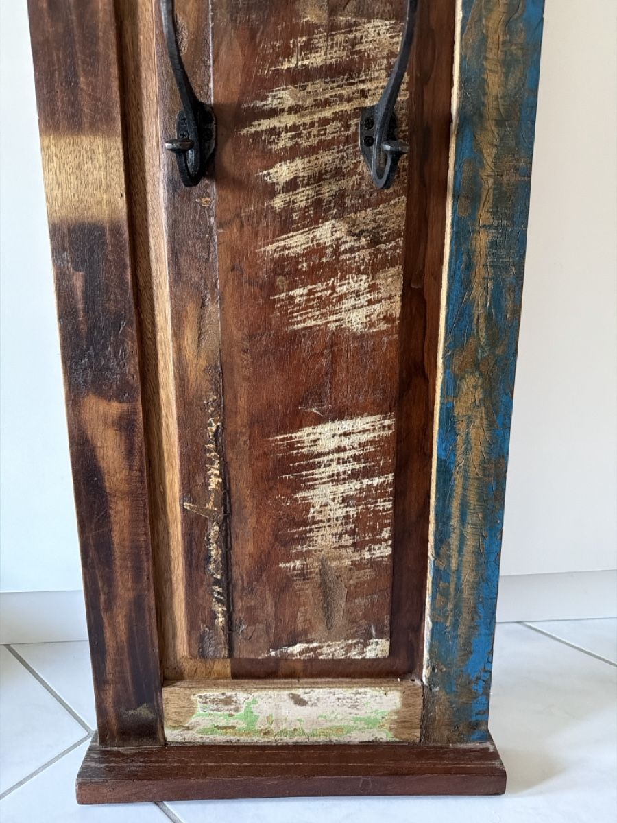 Guardaroba: Garderobe aus Altholz, Wandbefestigung. – Usato da Biberist venduto da Momo33 2