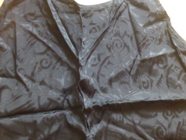 Top: Top Schwarz Gr. L  NEU – Nuovo (secondo la descrizione) da Hinwil venduto da Glasperlen 3