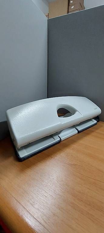 Macchine laminatrici: Bucatrice Leitz – Usato da Bedano venduto da nikpower77 1