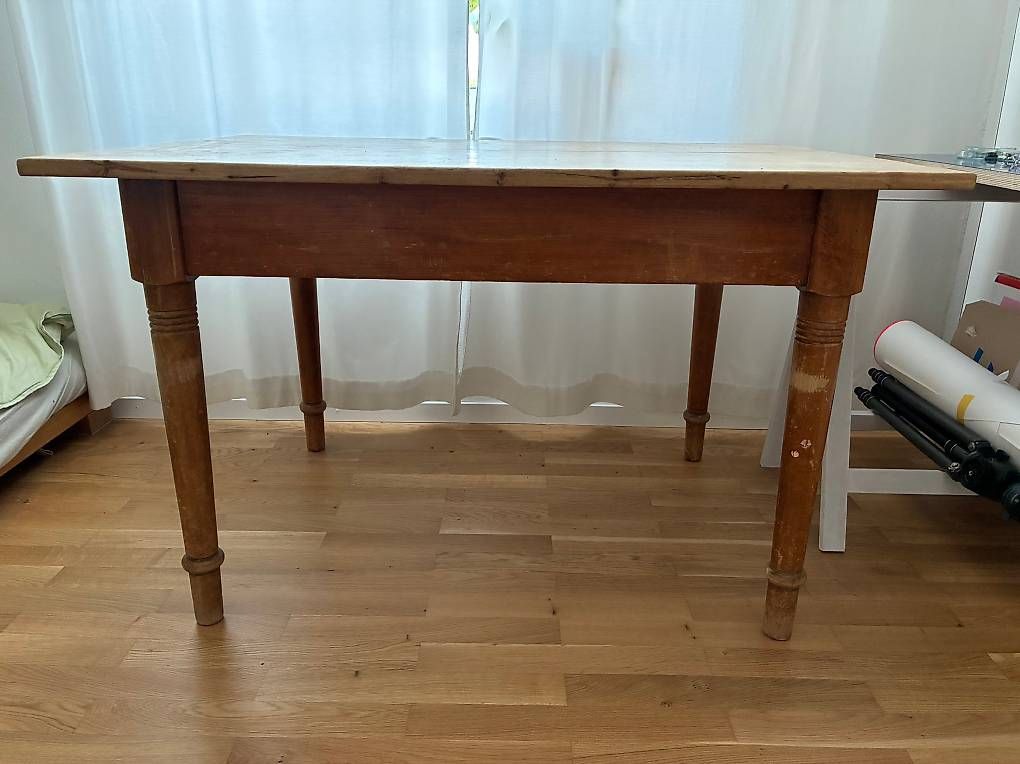Tavoli: Massiver Holztisch Esstisch Küchentisch – Usato da Zürich venduto da paz03