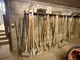 Posten mit Handwerkzeugen (Lot 172) 6017 Ruswil