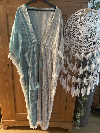 Trendiger Kimono für den Strand, Boho Look, Neu