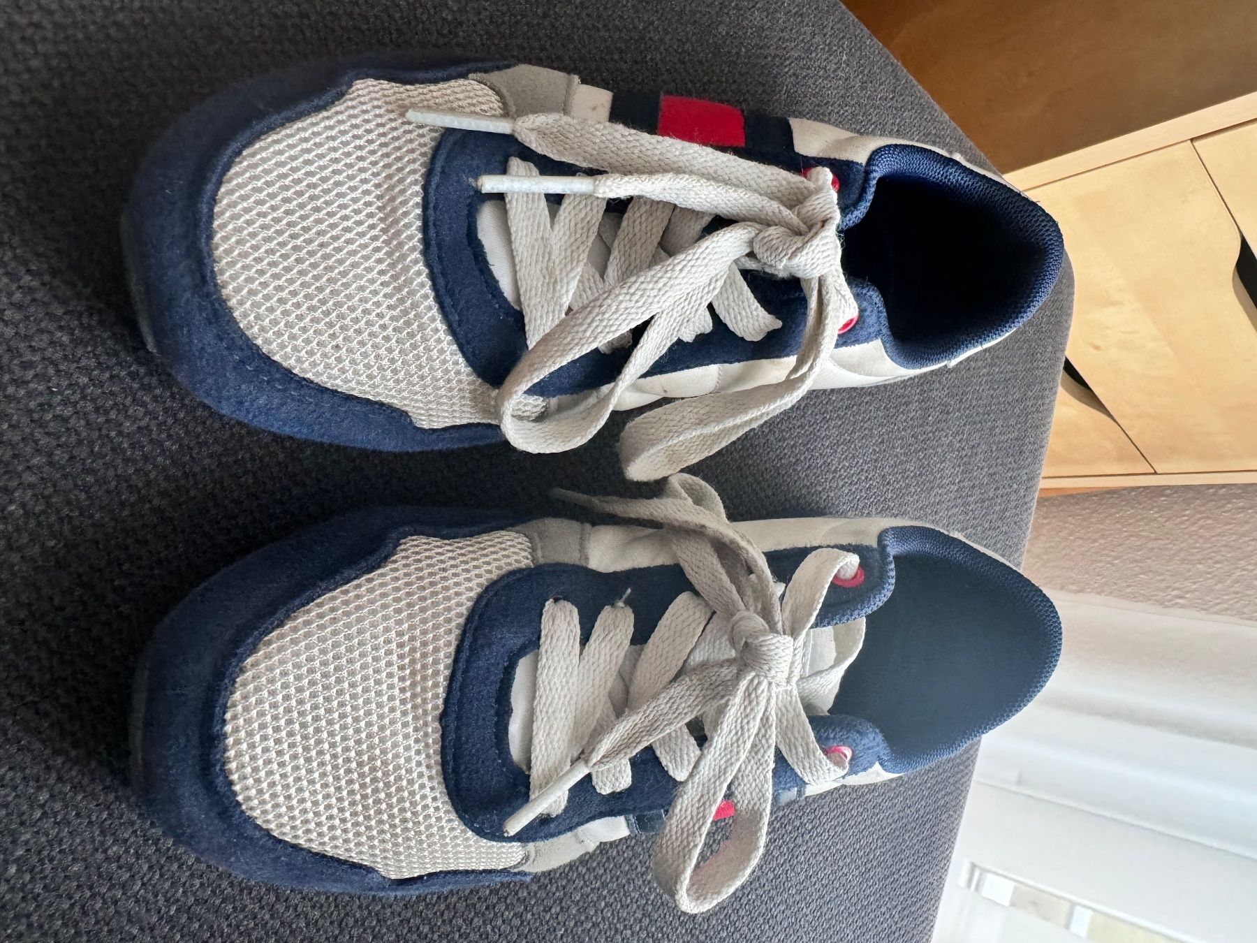 Tommy Hilfiger Scarpe per ragazzi: Kinder Schuhe Gr.31 Tommy Hilfiger – Usato da Luzern venduto da doj_t68f 1