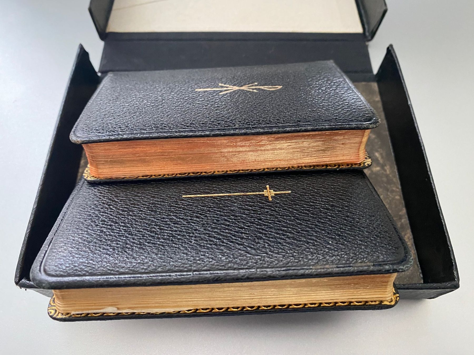 Libri: Bibel-Set mit Schatulle, Top Zustand – Nuovo e nell'imballaggio originale da Weggis venduto da goo_vn75 2