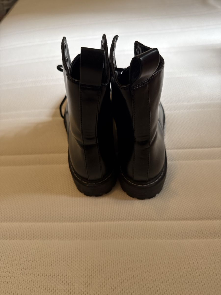 Damenschuhe: Winterschuhe – Gebraucht aus Zürich von joe_9lm9 1