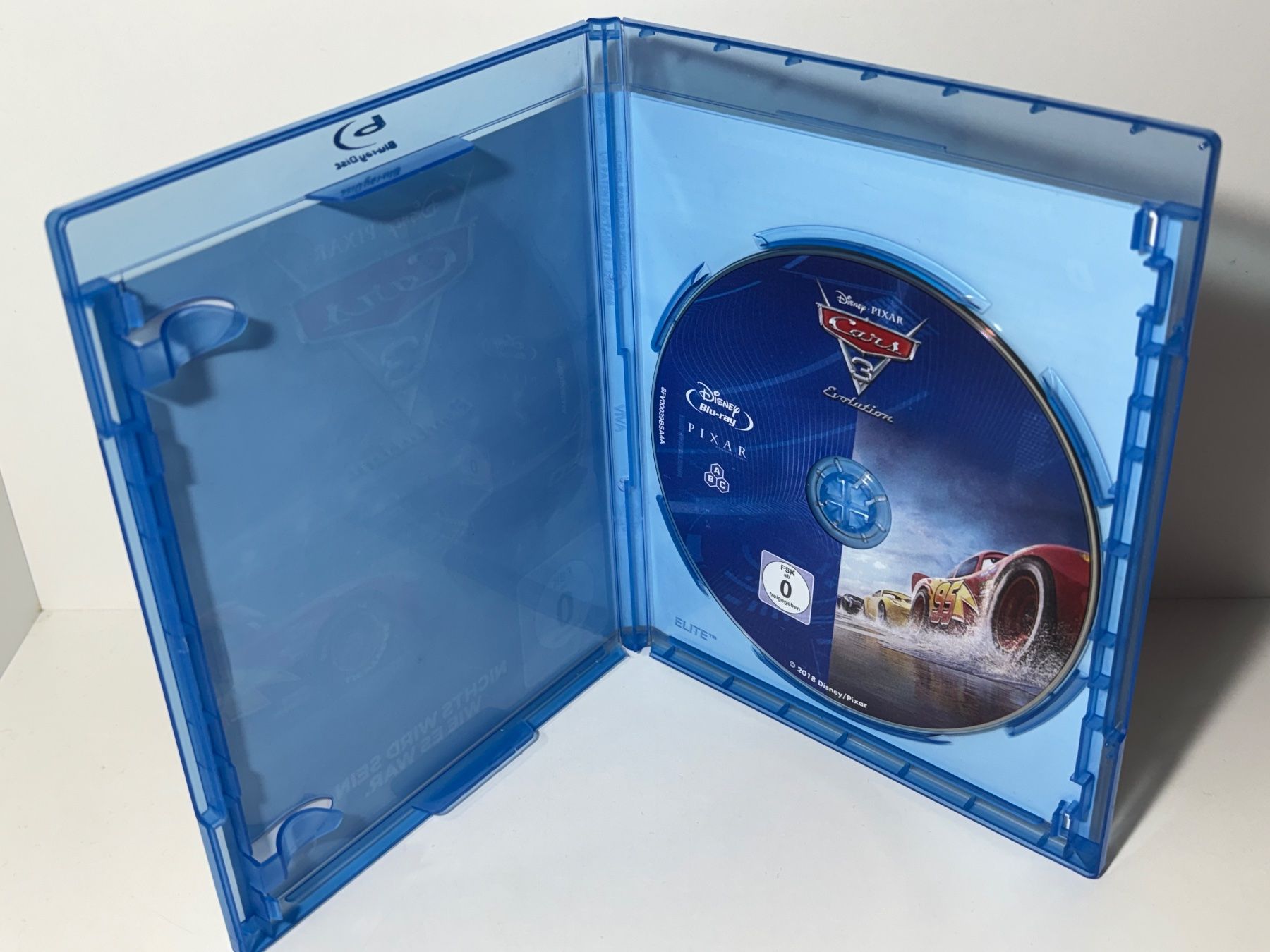 Tutti i DVDs: Cars 3 Blu Ray – Usato da Wilderswil venduto da Sstriker 2