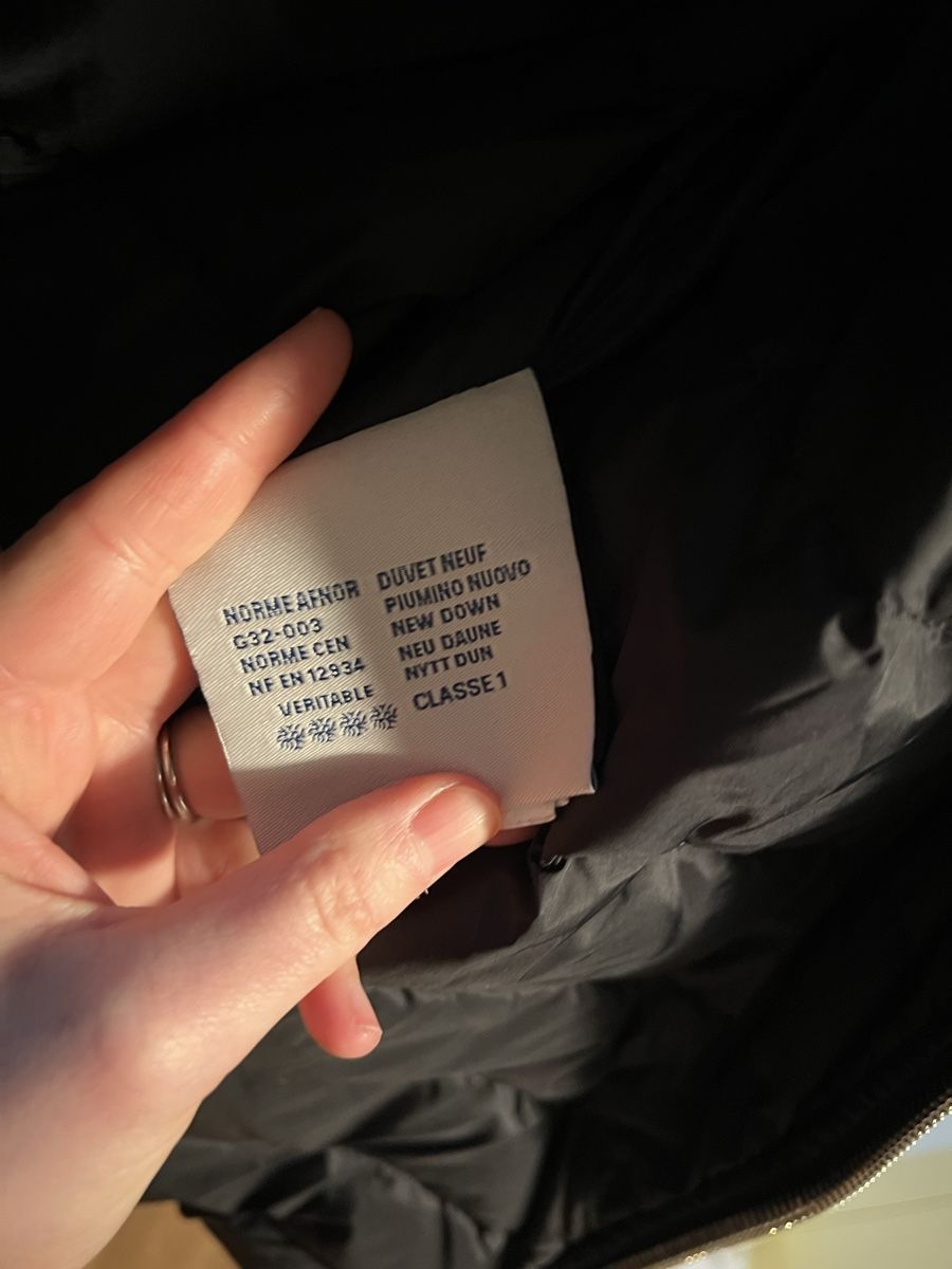 Moncler Giacche: Moncler Jacke – Usato da Zürich venduto da melionjourney 4