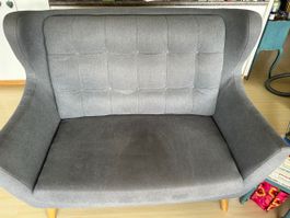 Gemütliches Sofa, hellgrau, Top Zustand! Jetzt bieten!
