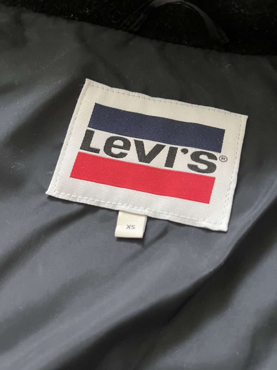 Levi's Giacche: Levi‘s Daunenjacke Grösse X – Nuovo (secondo la descrizione) da Emmenbrücke venduto da Anna01014 6